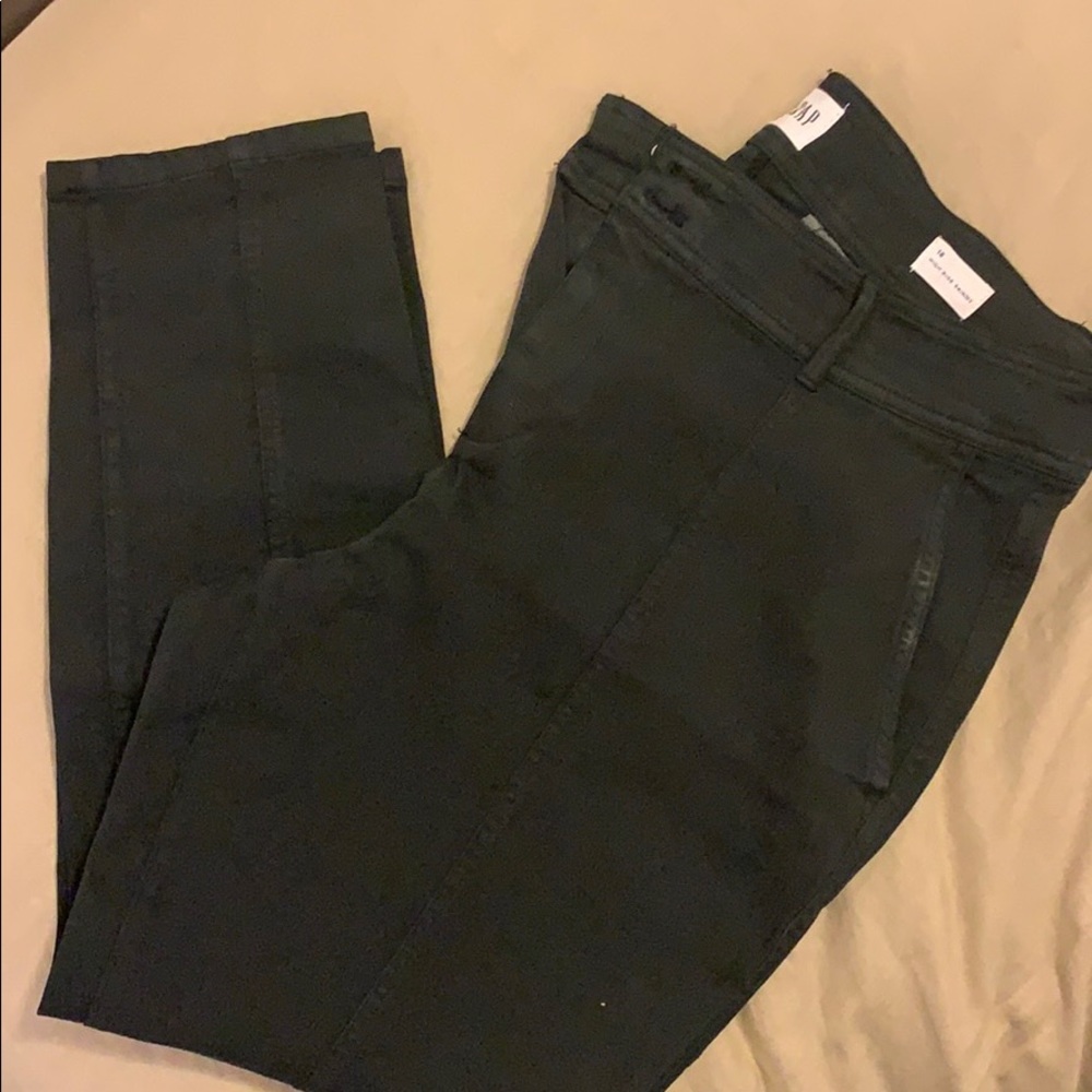 Gap black skinny pants, 18